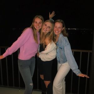 Meet your Posher, Caroline